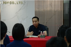 萬(wàn)總致辭.JPG 萬(wàn)總致辭.JPG